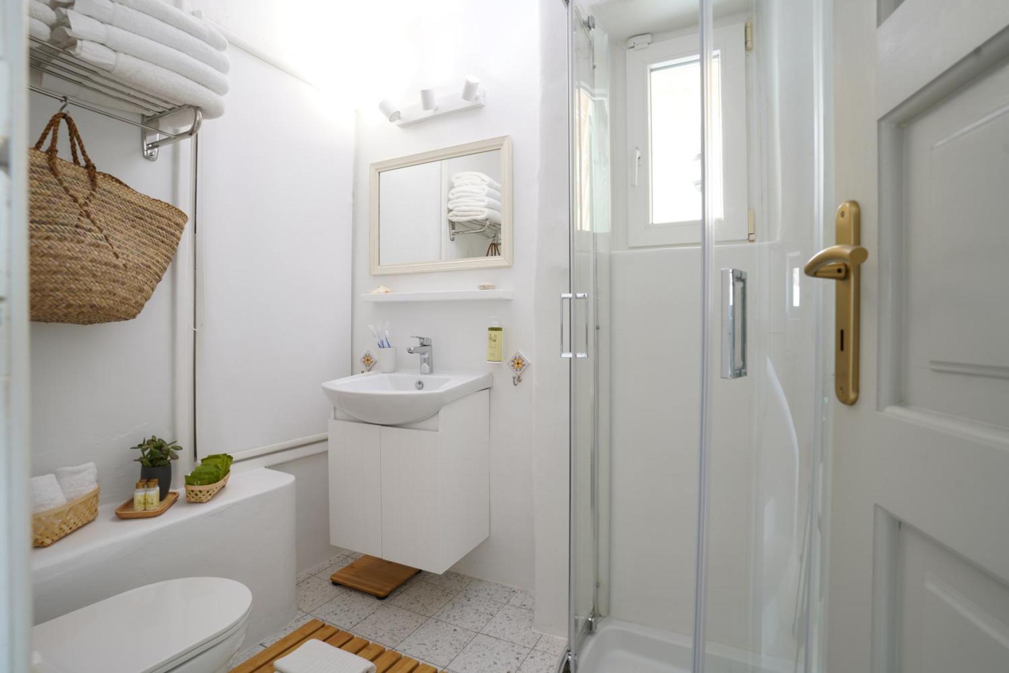 Serenity - Traditional House With Stunning Sea View Ferienhaus *